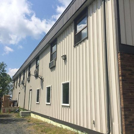 Pickle Lake Hotel Exterior foto