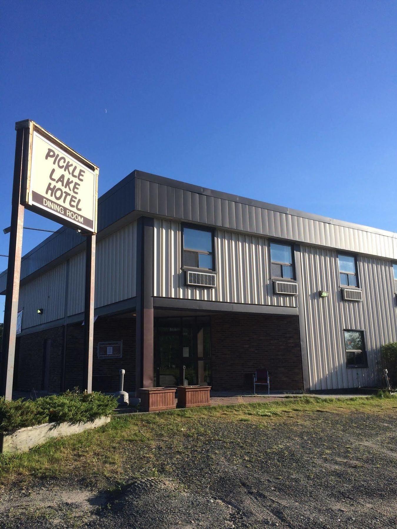 Pickle Lake Hotel Exterior foto